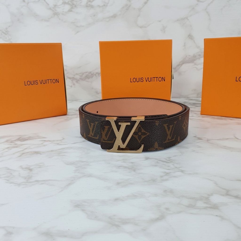 Read more about the article 루이비통 모노그램 금장 벨트