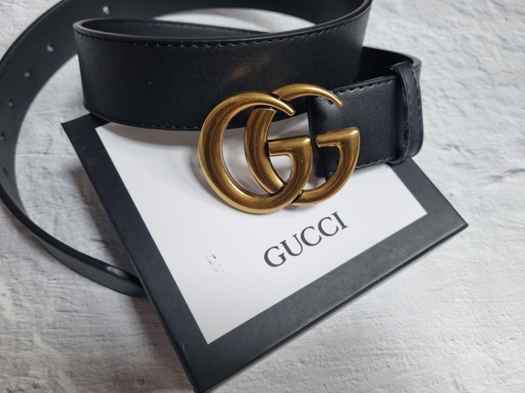 Read more about the article 구찌 마몬트 벨트