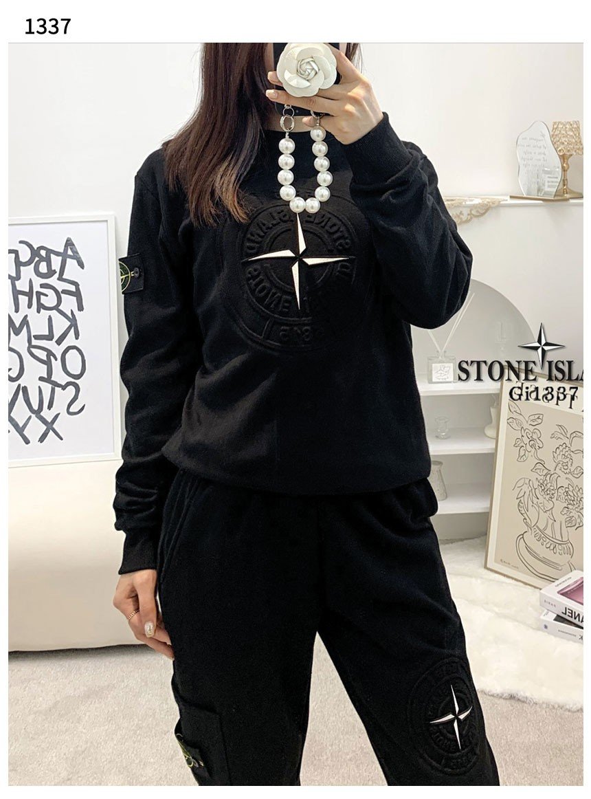 Read more about the article #스톤아일랜드 [STONE ISLAND] 와펜 긴팔 맨투맨 세트 남여공용 단가인하💢 #트레이닝 #세트 #1337