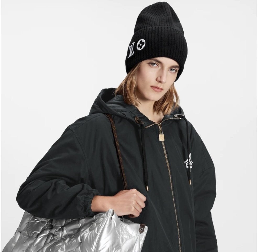 Read more about the article 루이비통 헤드 라인 비니 (모자)