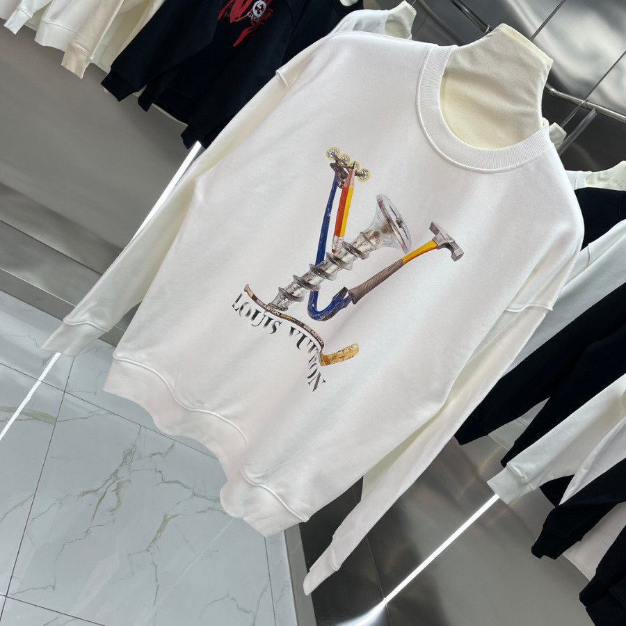 Read more about the article 루이비통 공구 멀티통 맨투맨