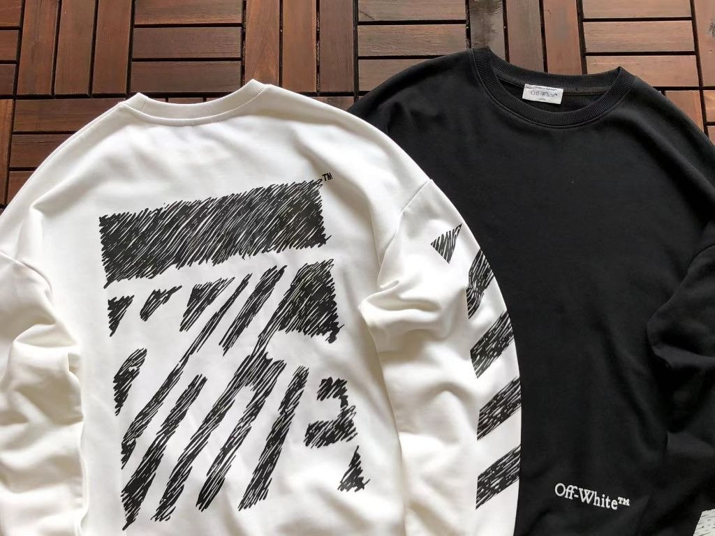 Read more about the article 오프화이트 스케치 나염 맨투맨