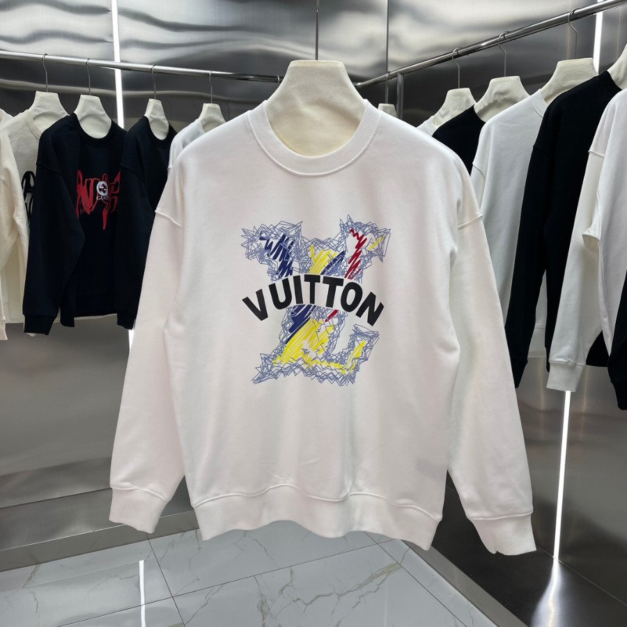 Read more about the article 루이비통 자카드 필기 로고 맨투맨