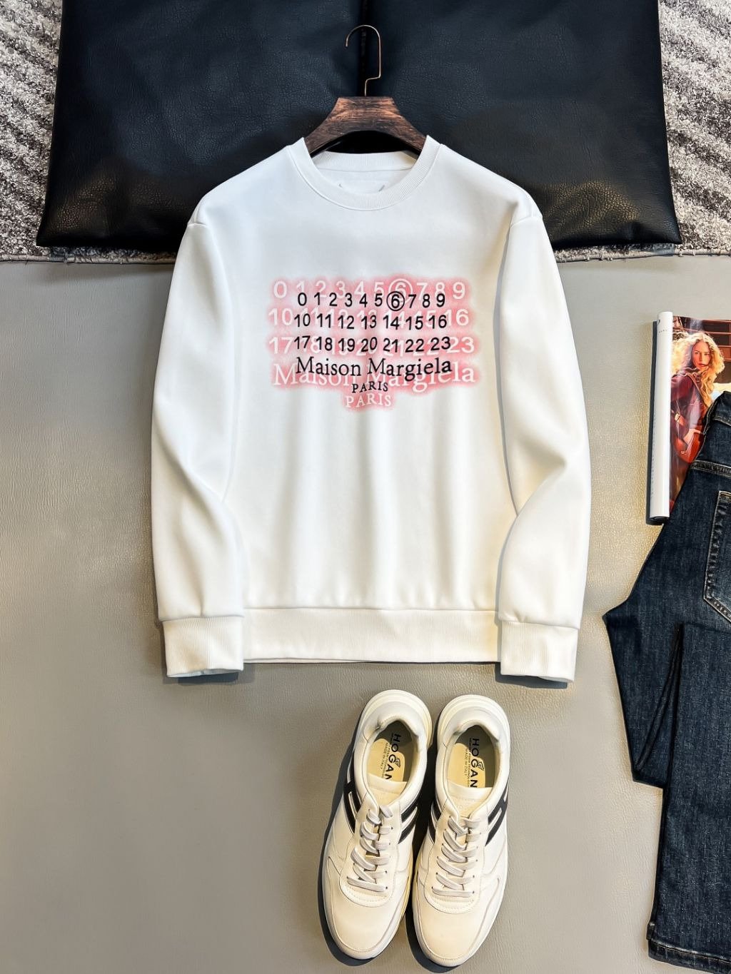 Read more about the article 메종마르지엘라 핑크탑 맨투맨