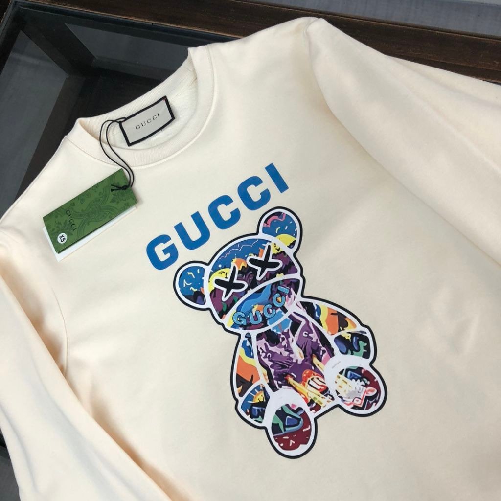 Read more about the article 구찌 멀티 베인팅 레인보우 테디 베어 맨투맨