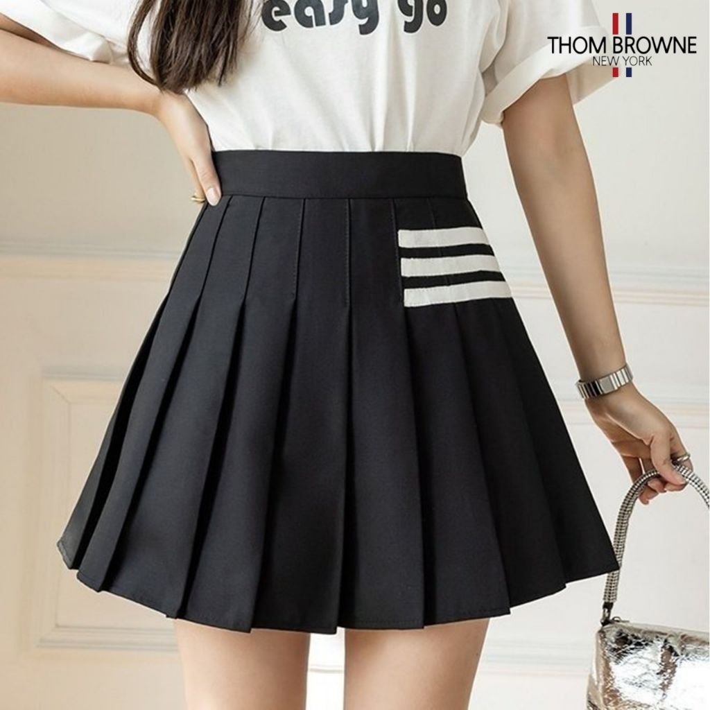 Read more about the article 톰브라운 플리츠 스커트 (치마)