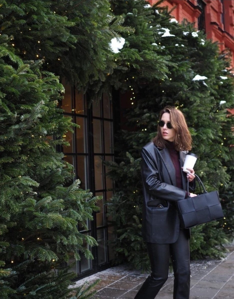 Read more about the article 보테가베네타 아르코 토트백 (가방)