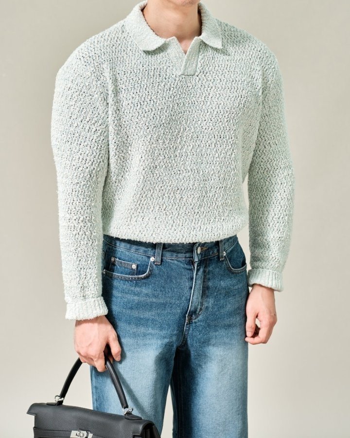 Read more about the article 로로피아나 울 부클 카라 니트