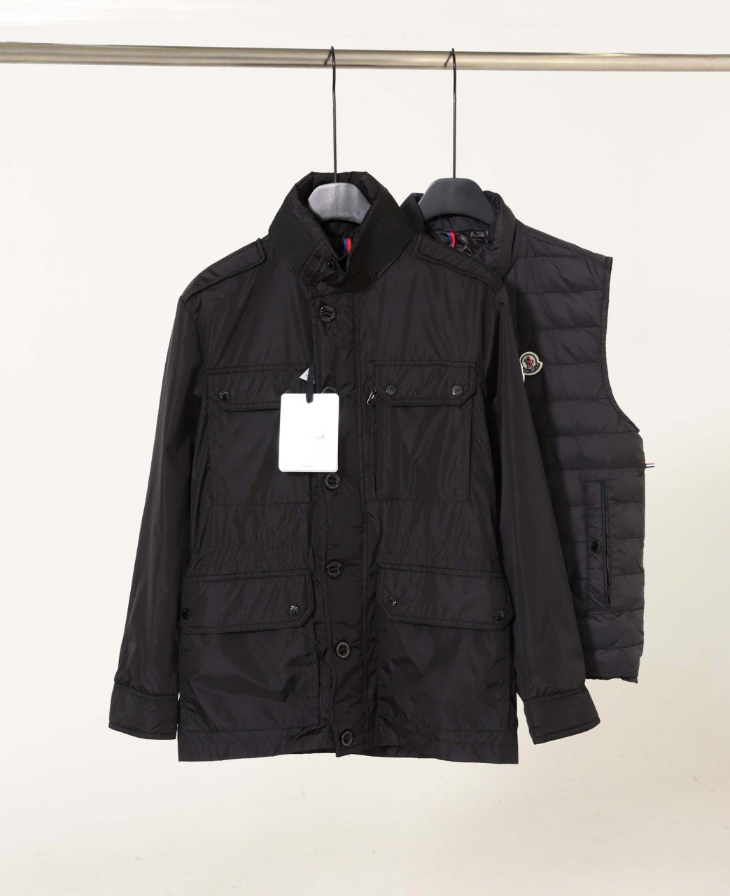 Read more about the article [ Mc.몽클 ] 수입 LEZ 베스트 & 우븐 레인자켓(바람막이) SET 입고💢