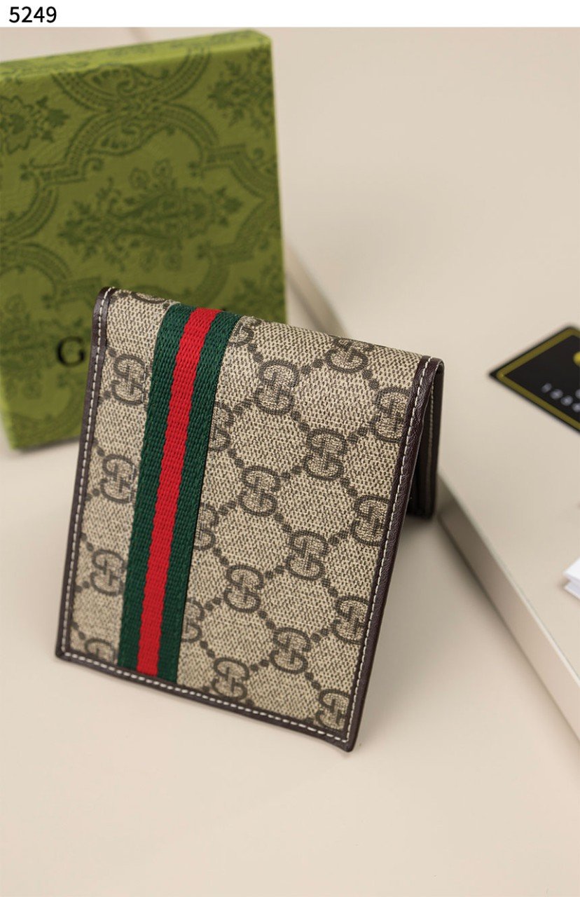 Read more about the article #구찌 [Gucci] 수입고급 구찌 삼선 GG 로고 반지갑 신상 재입고💢 #태그 #지갑 #5249