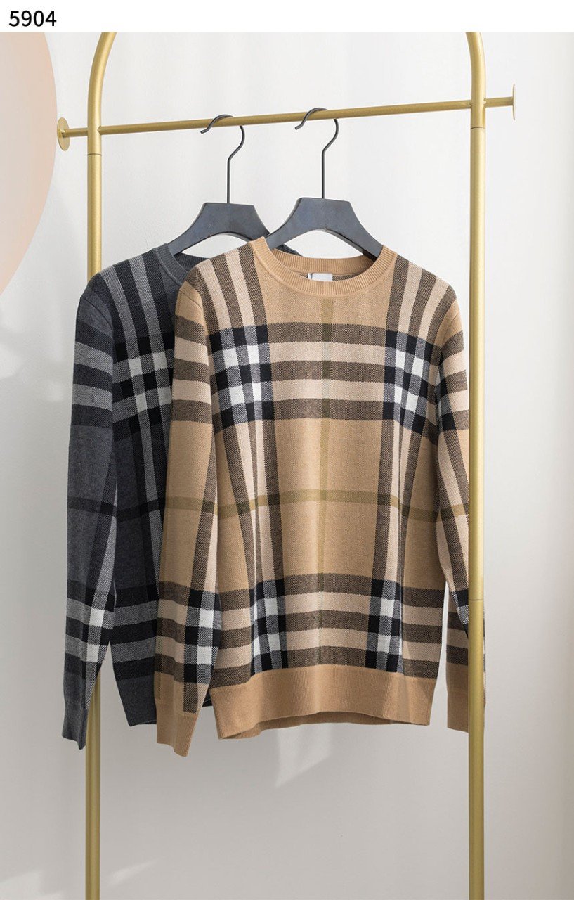Read more about the article #버버리 [BURBERRY] 수입고급 남성 체크 패턴 캐시미어 니트 신상입고💢 #상의 #니트 #5904