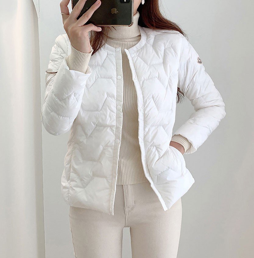 Read more about the article 몽클레어 여성 란트 라이트 덕다운 패딩