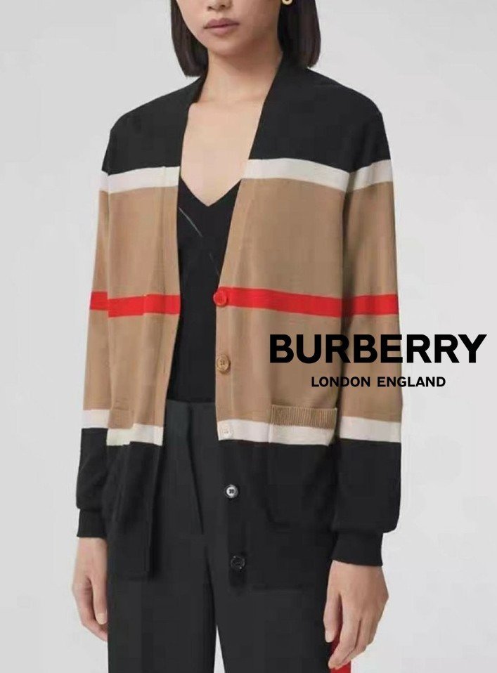 Read more about the article 버버리 여성 라인 니트 가디건