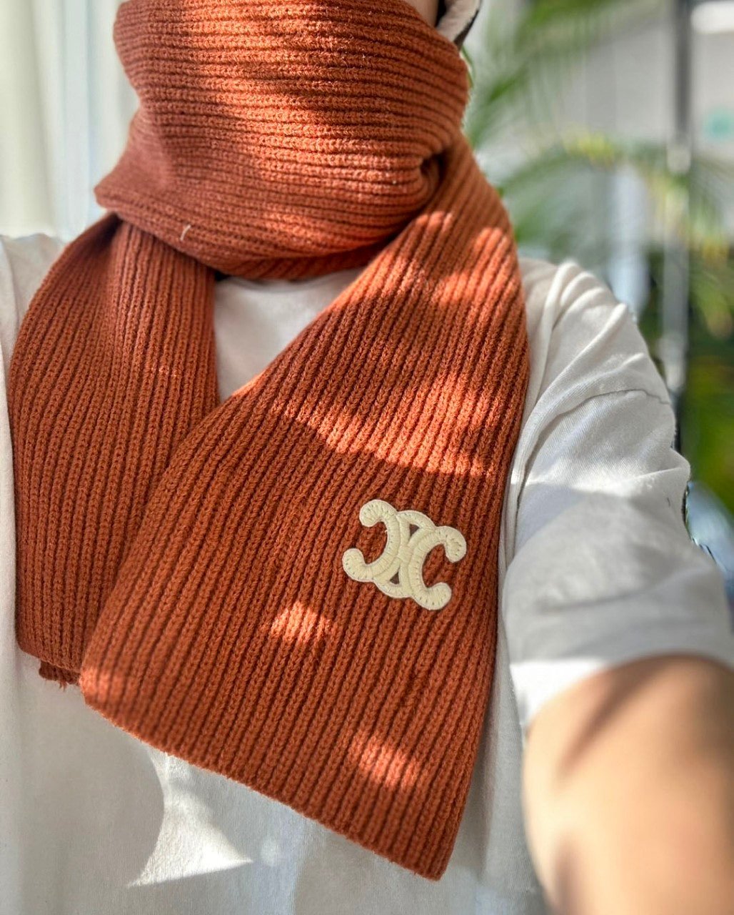 Read more about the article #셀린느 [ C*LINE ] 수입 트리오페 울 머플러 입고💢 #머플러 #잡화