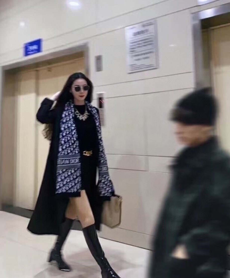 You are currently viewing 디올 머플러