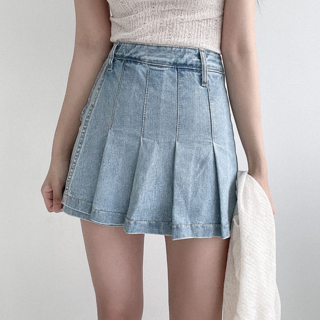Read more about the article 프라다 플리츠 데님 스커트 (치마)