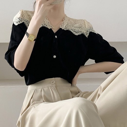 Read more about the article 샤넬 여성 메르시 레이스 블라우스