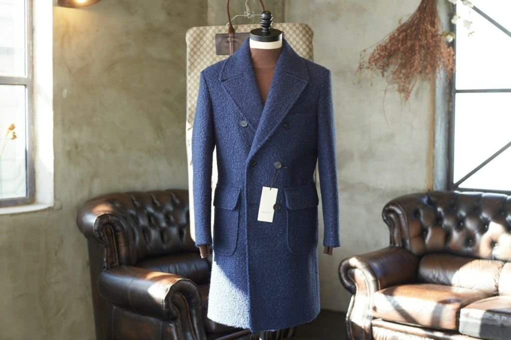 Read more about the article 구찌 카센 더블 브레스티드 코트