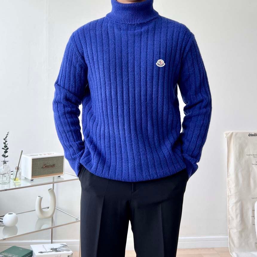 Read more about the article 몽클레어 램스울 골지 터틀넥 니트