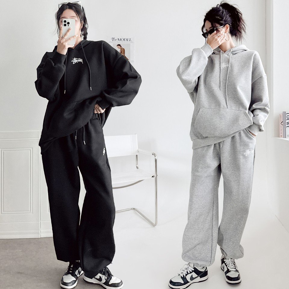 Read more about the article 스투시 여성 자수 후드 기모 세트