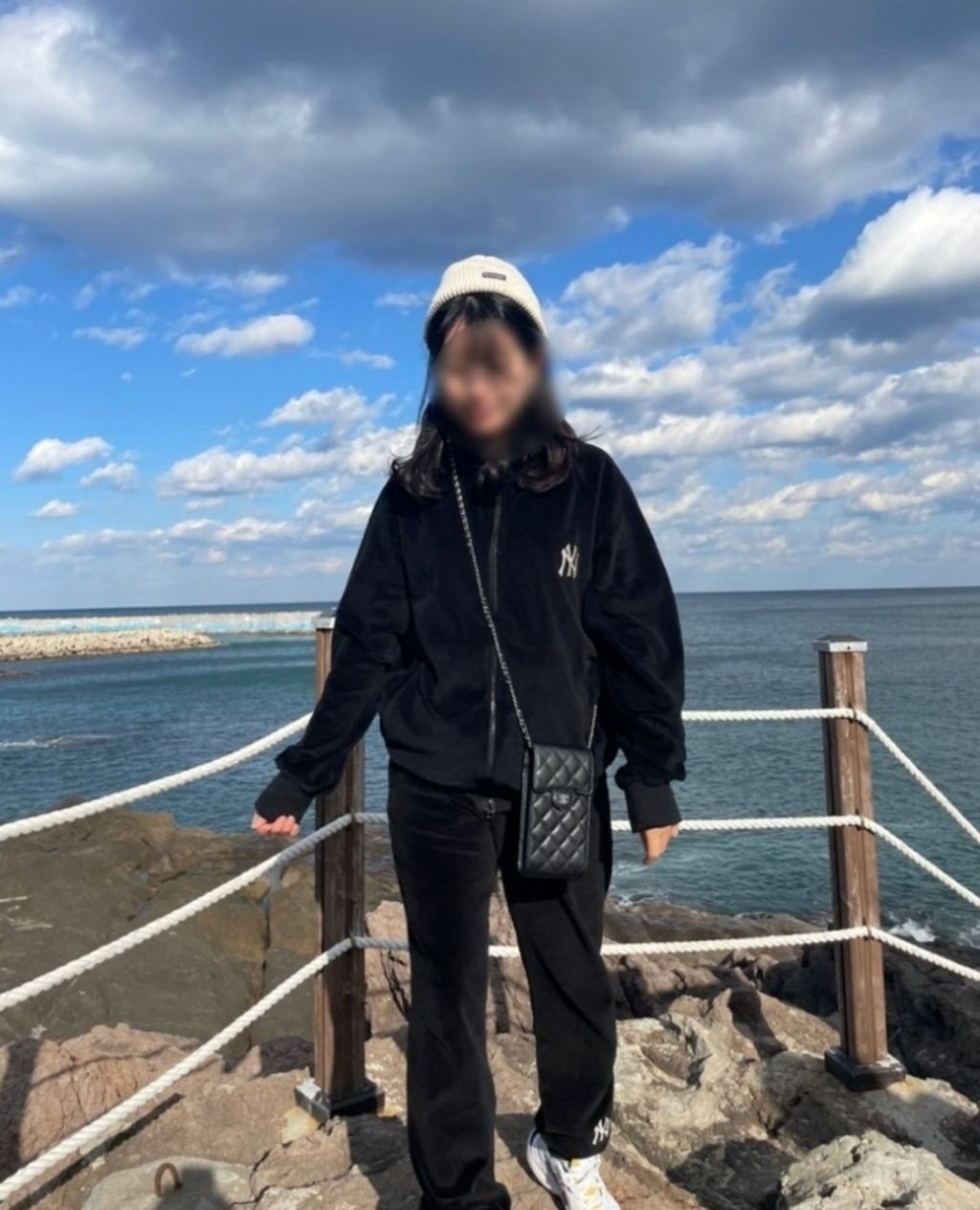 Read more about the article 샤넬 폰 가방