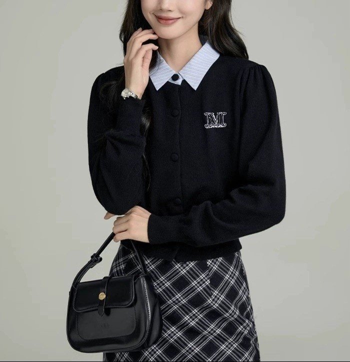 Read more about the article 막스마라 여성 M로고 자수 셔츠 카라 니트 가디건