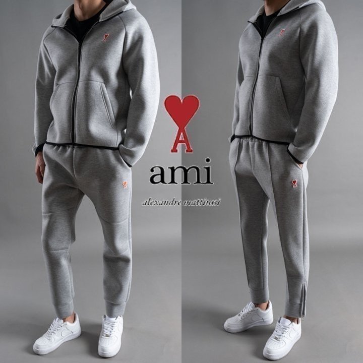 Read more about the article 아미 네오프렌 후드 트레이닝 세트