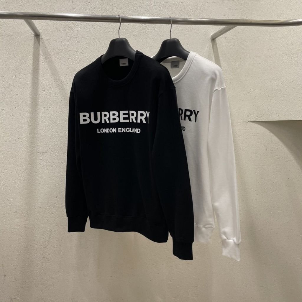 Read more about the article 버버리 로고 맨투맨