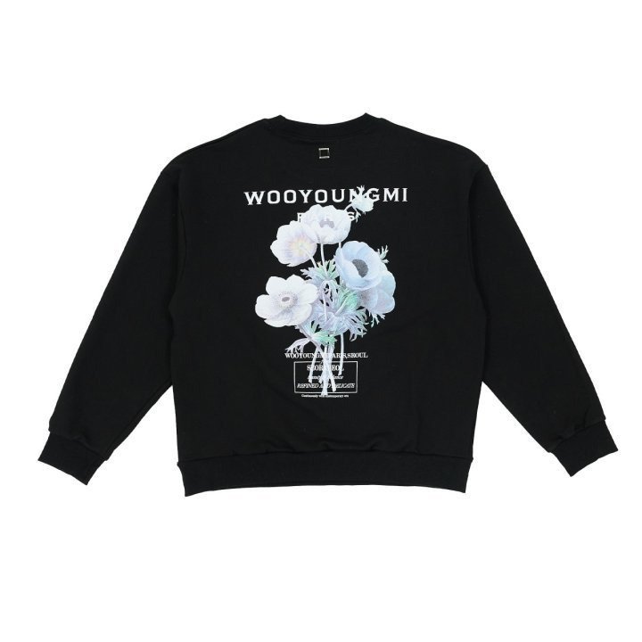 Read more about the article 우영미 릴 플라워 맨투맨