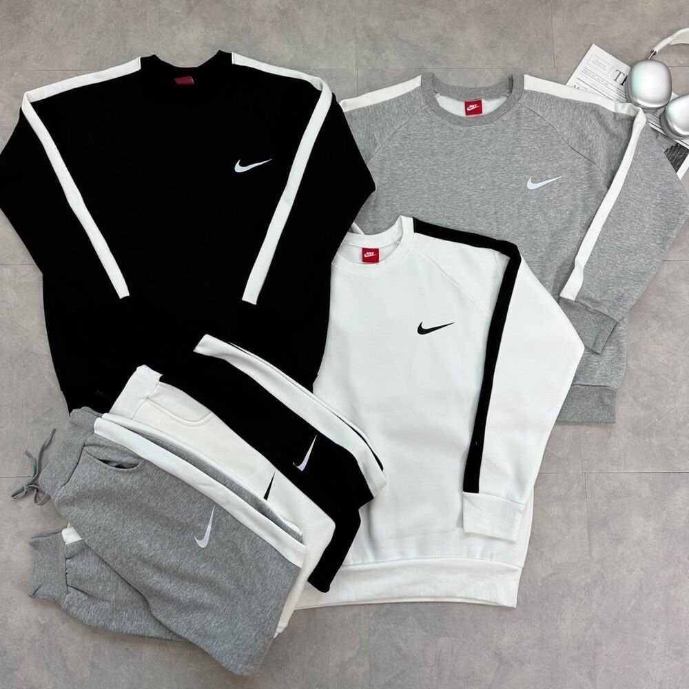 Read more about the article 나이키 기모 라인 배색 세트