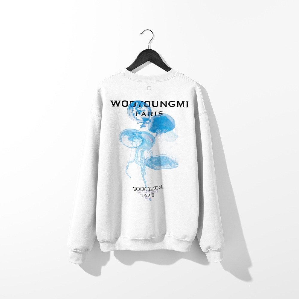 Read more about the article 우영미 해파리 그래픽 맨투맨