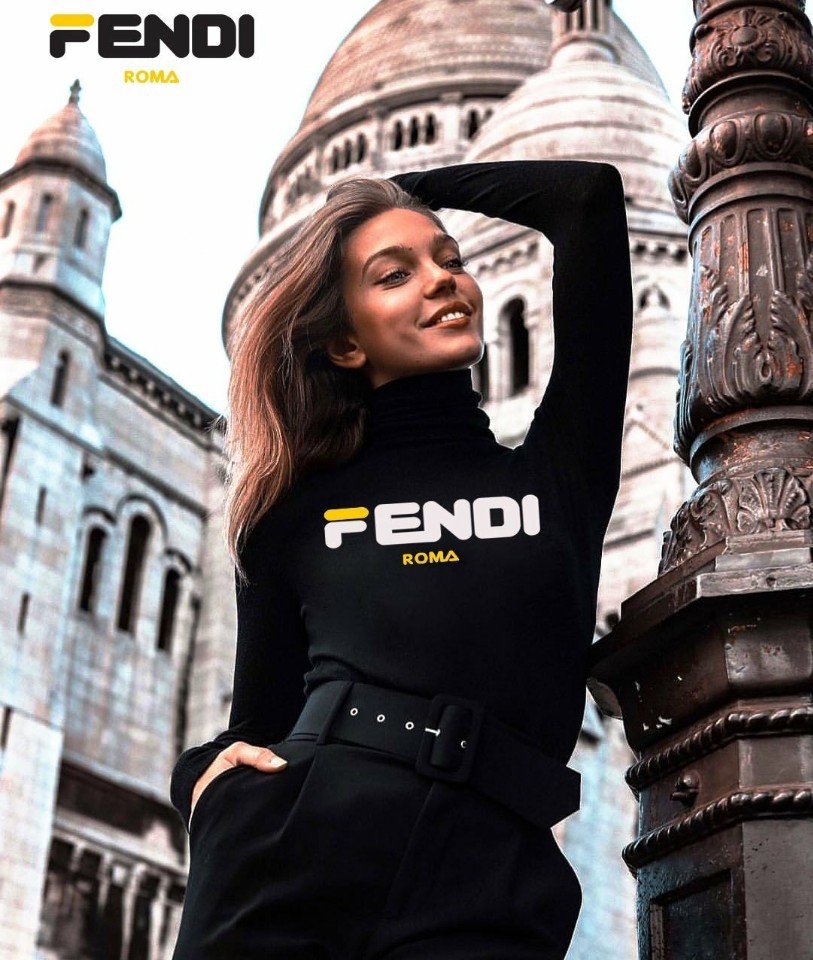 Read more about the article 펜디 런던 터틀넥 니트