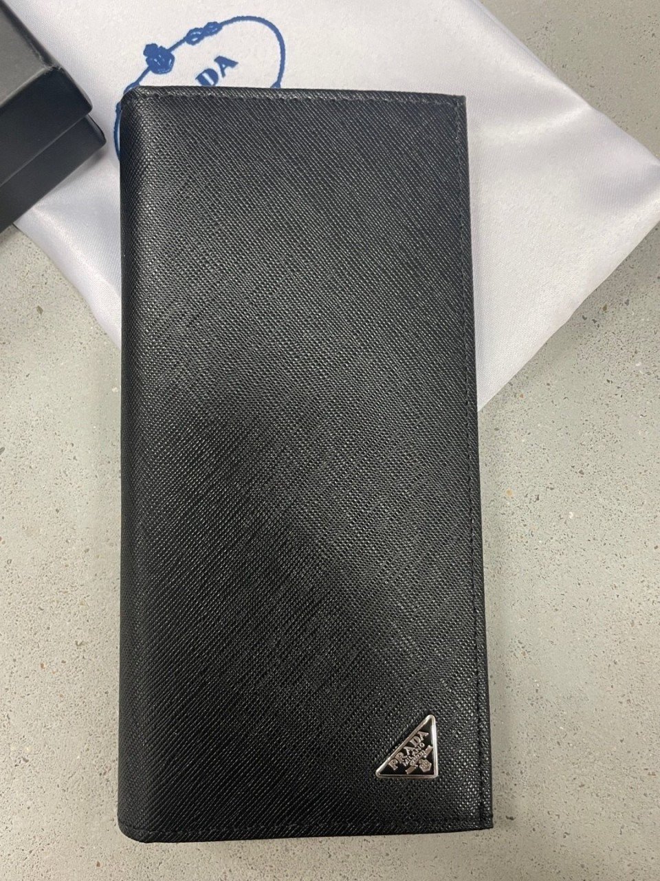 You are currently viewing 프라다 장지갑