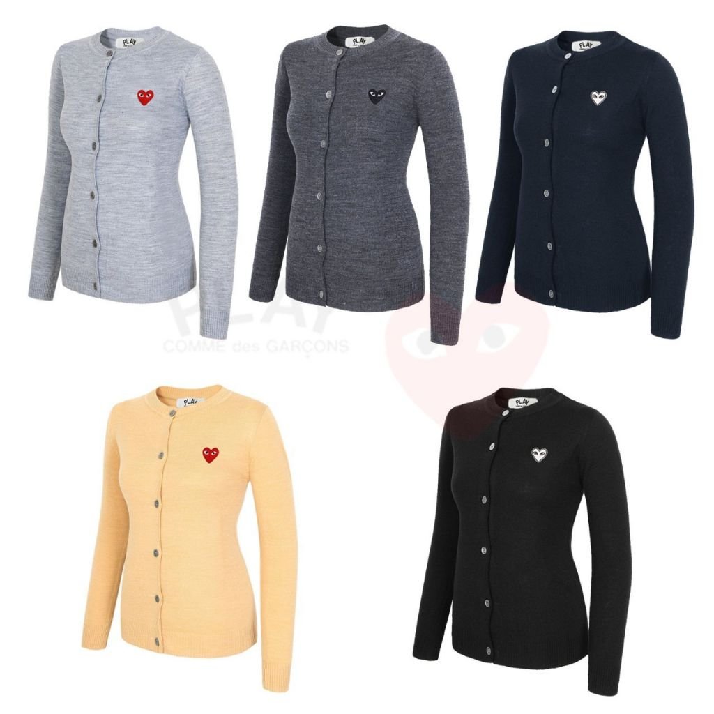 Read more about the article 꼼데가르송 여성 베이직 라운드 니트 가디건