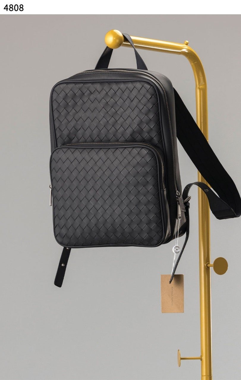Read more about the article #보테가베네타 [BOTTEGA VENETA] 수입고급 백팩