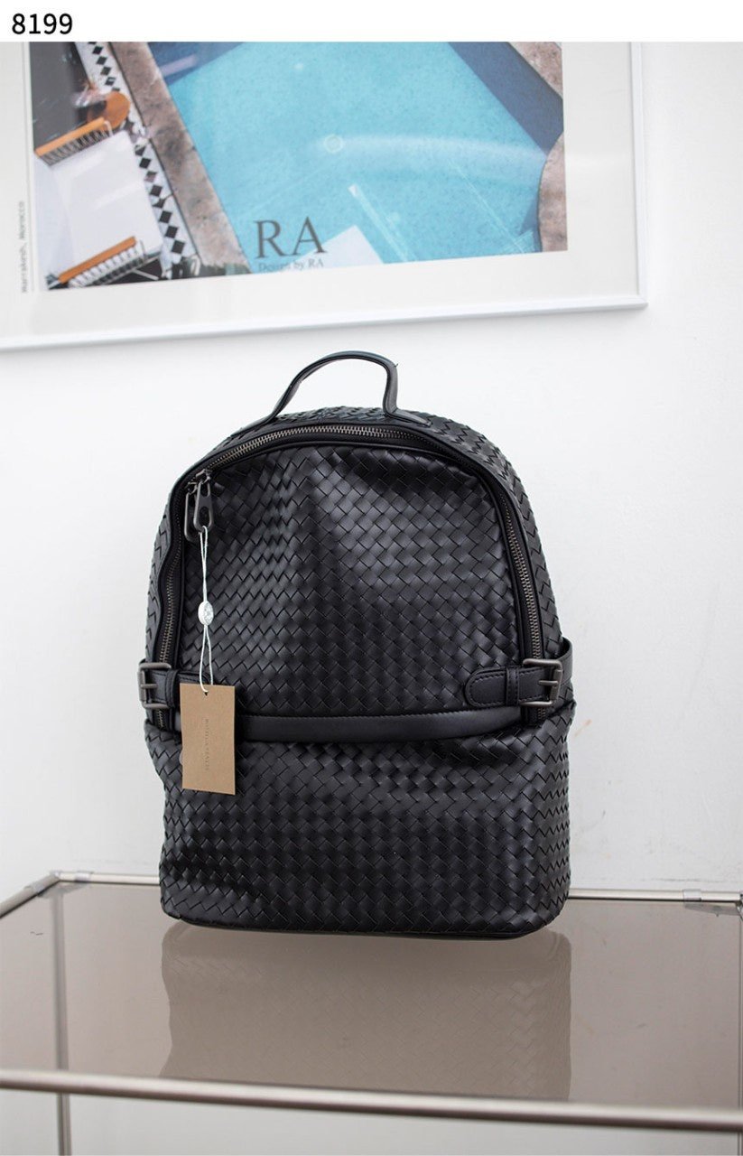 Read more about the article #보테가베네타 [BOTTEGA VENETA] 보테가베네타 클래식 인트레치아토 2단 백팩