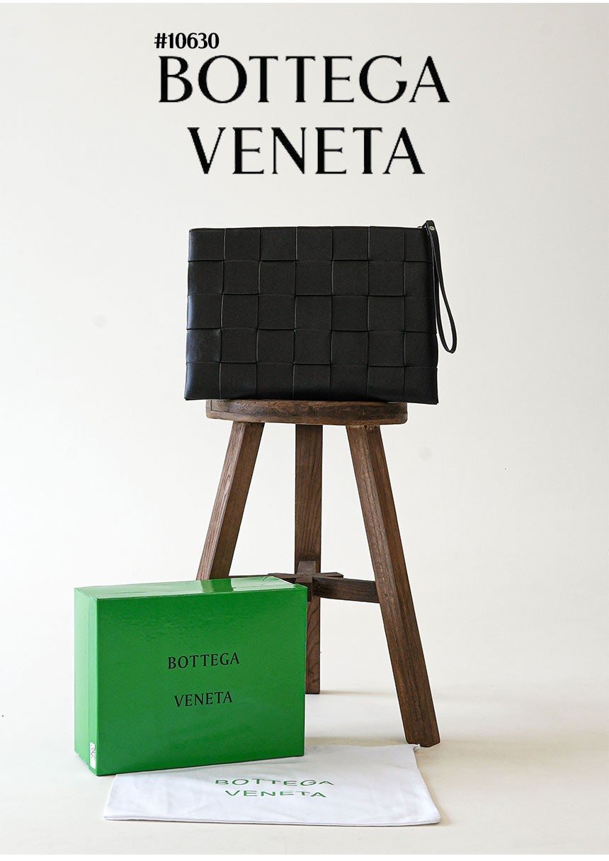 Read more about the article 🔆 [Bottega Veneta] 보테가베네타 빅 인트레치아토 클러치 파우치백 🔆