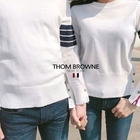 You are currently viewing 톰브라운 울 라운드 니트