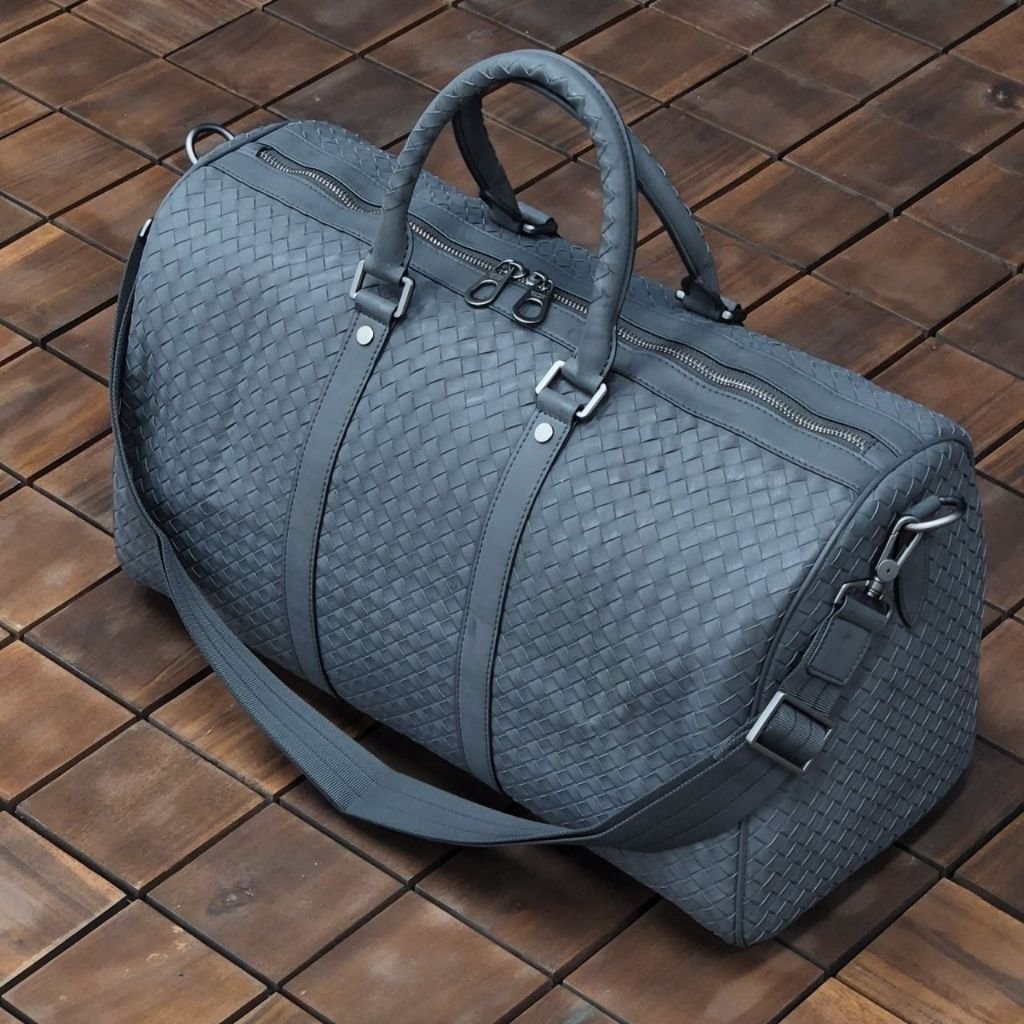 Read more about the article 보테가베네타 312 키폴 여행구 가방