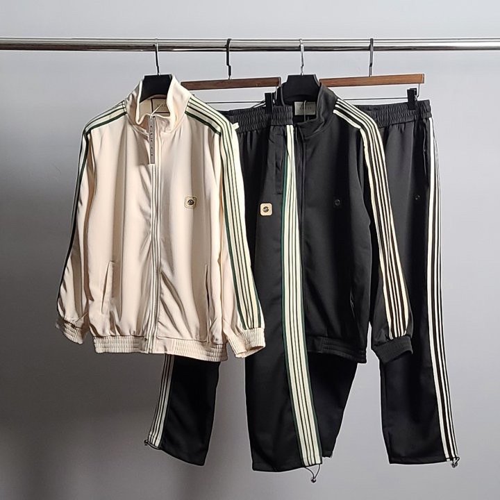 Read more about the article 구찌 GG탭 라인 트레이닝 세트