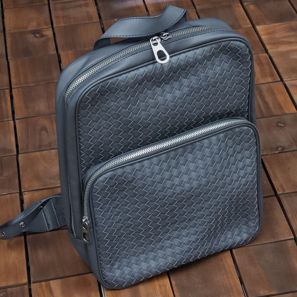 Read more about the article 보테가베네타 53 백팩 (가방)