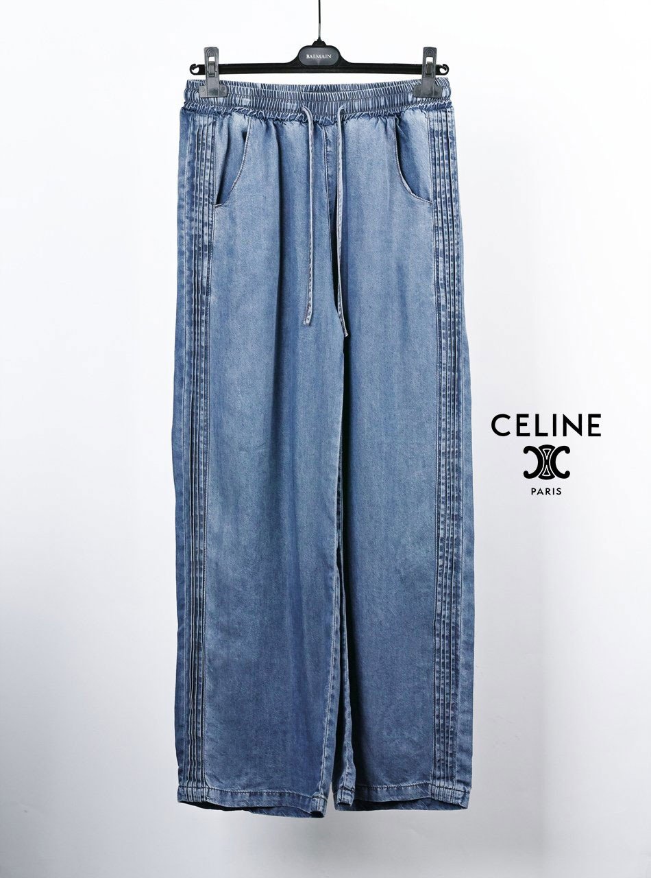 Read more about the article 셀린느 핀턱 데님 와이드 청바지