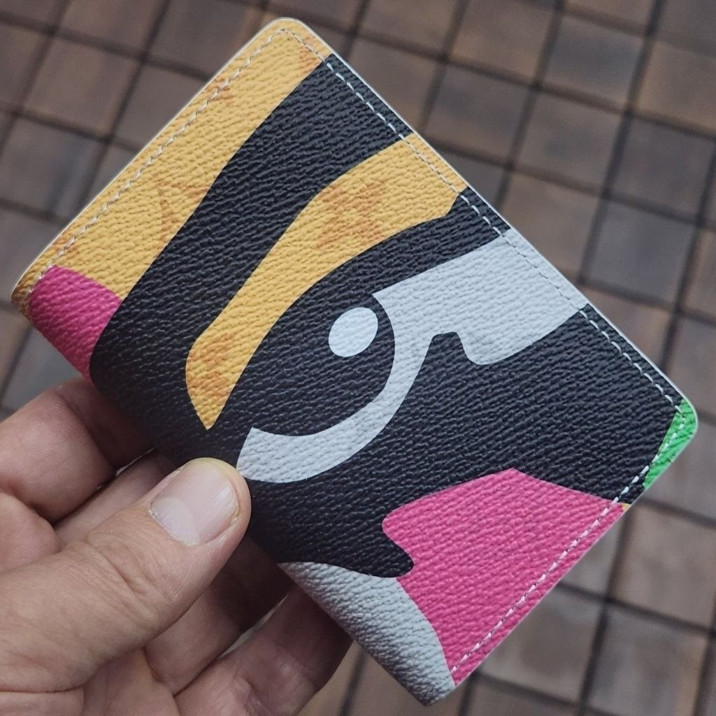 Read more about the article 루이비통 137 포켓 오거나이저 지갑