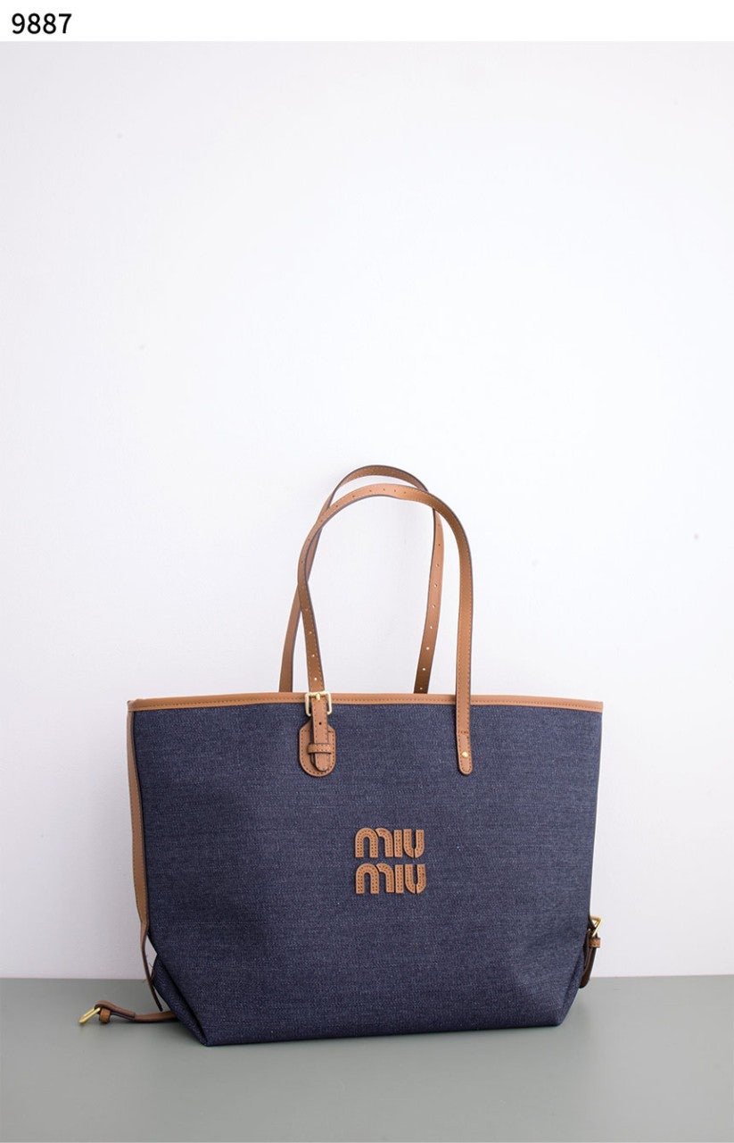 Read more about the article #미우미우 수입고급 미우미우 탑핸들 데님 쇼퍼백 💢  #9887