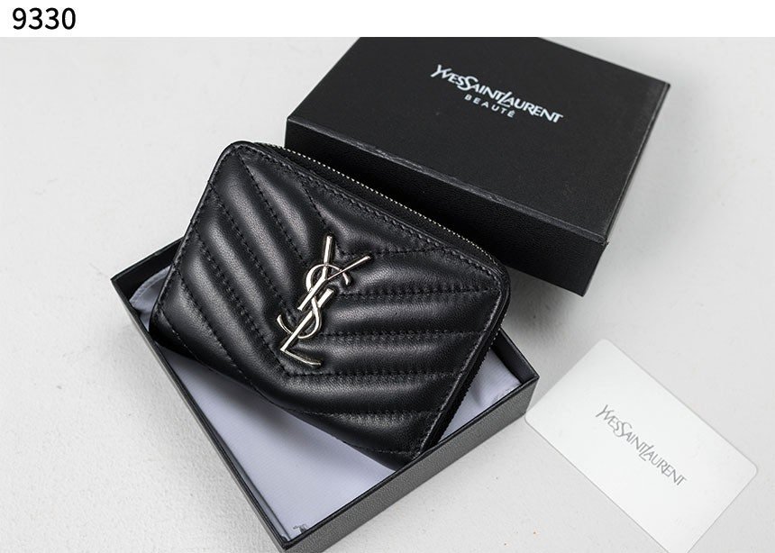 Read more about the article #입생로랑 [YSL] 수입프리미엄급 모노그램 컴팩트 지퍼 어라운드 지갑 신상 재입고💢 #태그 #지갑 #9330
