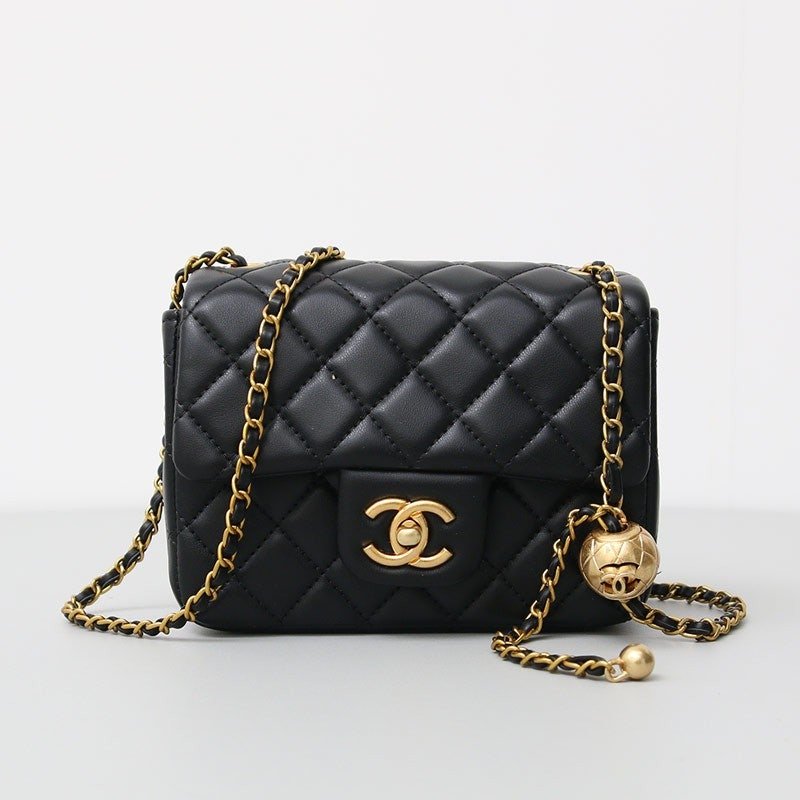 Read more about the article 👹샤넬 쁘띠삭 골드볼 크로스백 수입최고급👹