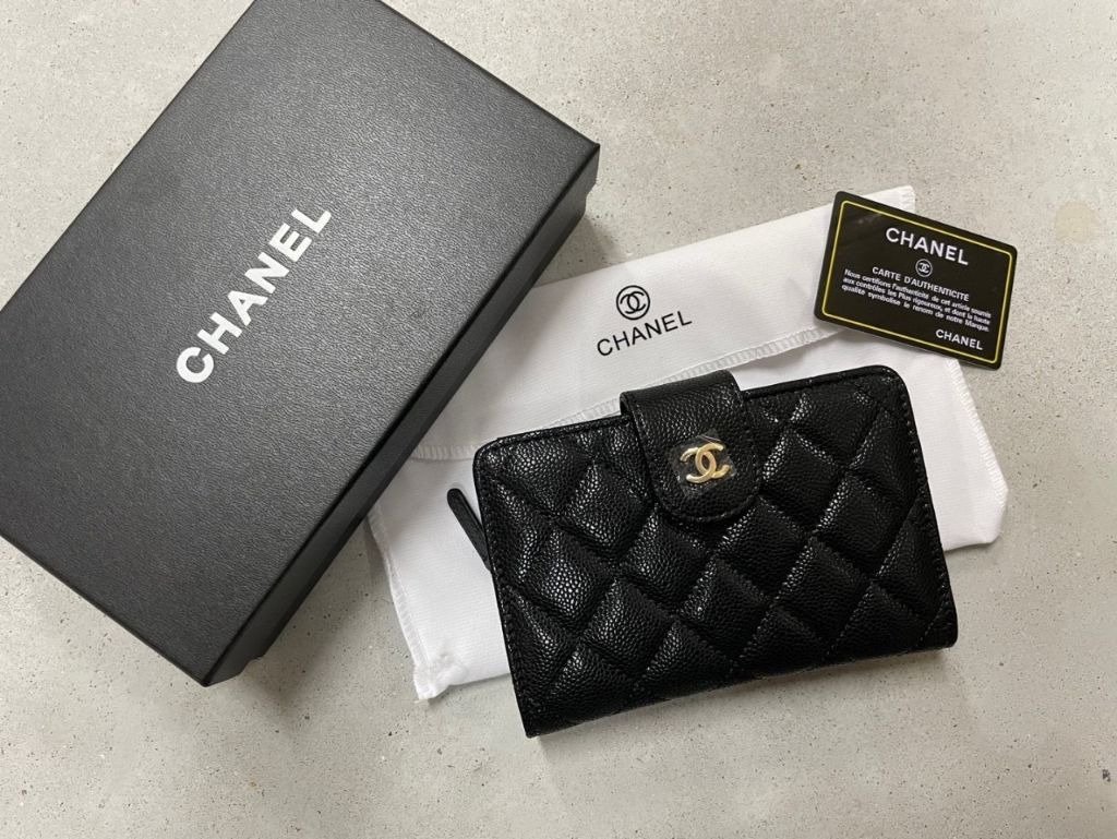 You are currently viewing 샤넬 중지갑