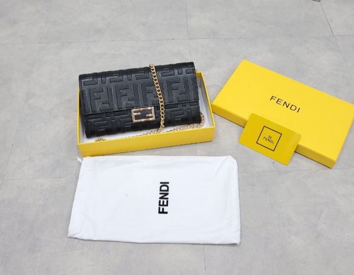 You are currently viewing 펜디 체인 장지갑