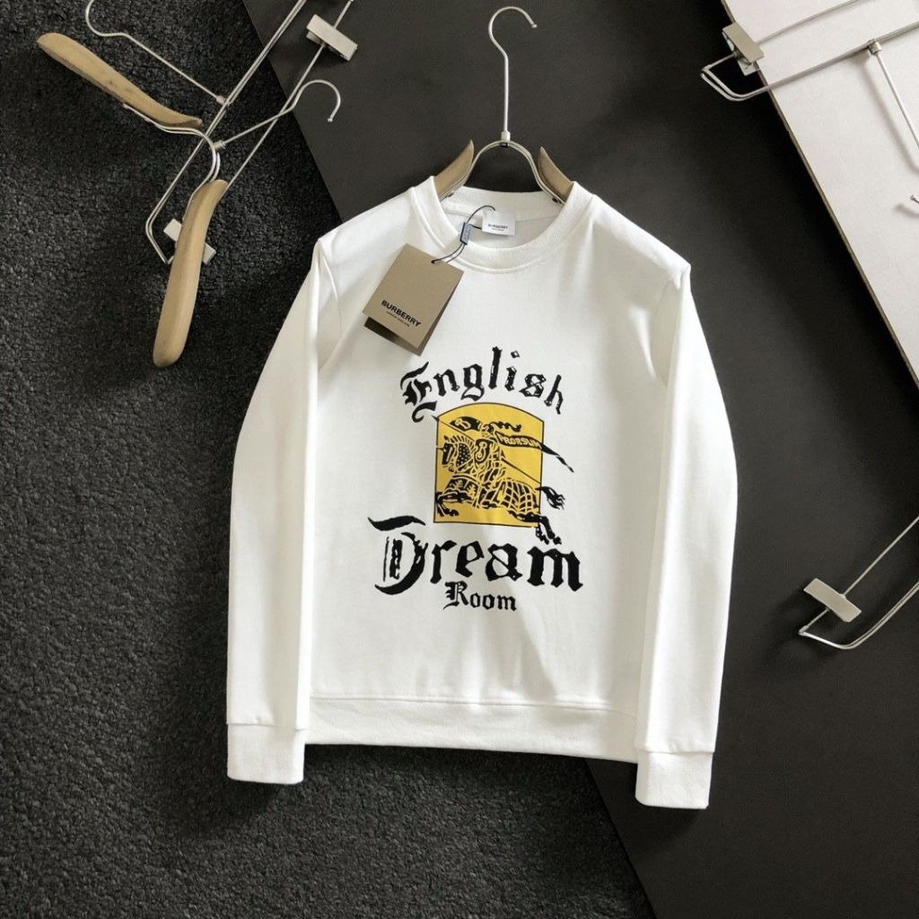 You are currently viewing 버버리 옐로우 레터링 기사 맨투맨