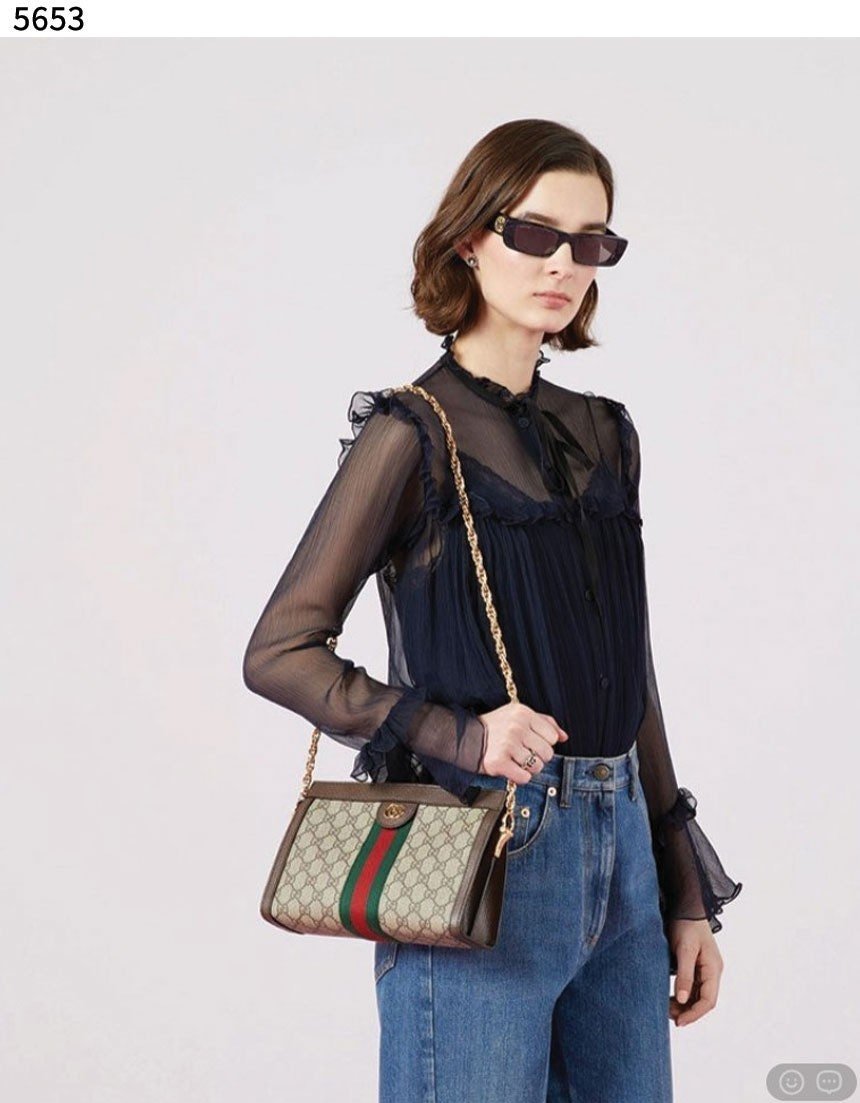 Read more about the article #구찌 [Gucci] 수입프리미엄급 오피디아 GG 수프림 체인 숄더백 신상 재입고💢 #태그 #가방 #5653